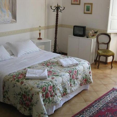 Hostel Veronique فلورنس الغرفة الصورة